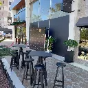 siyah ahşap bar taburesi -6.webp