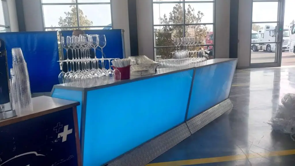 pleksi ledli bar (3).webp