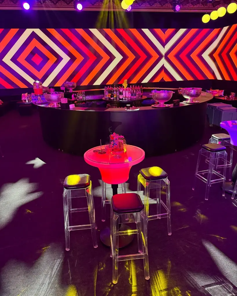 Tulip Led Bistro.webp