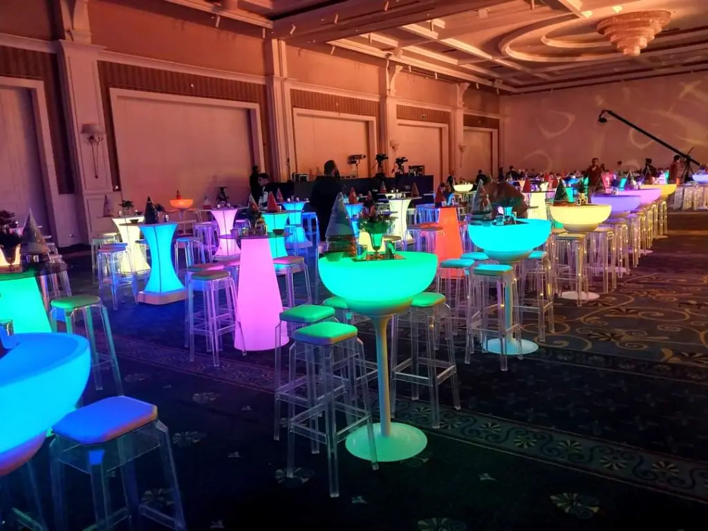 Melon Led Bistro.webp