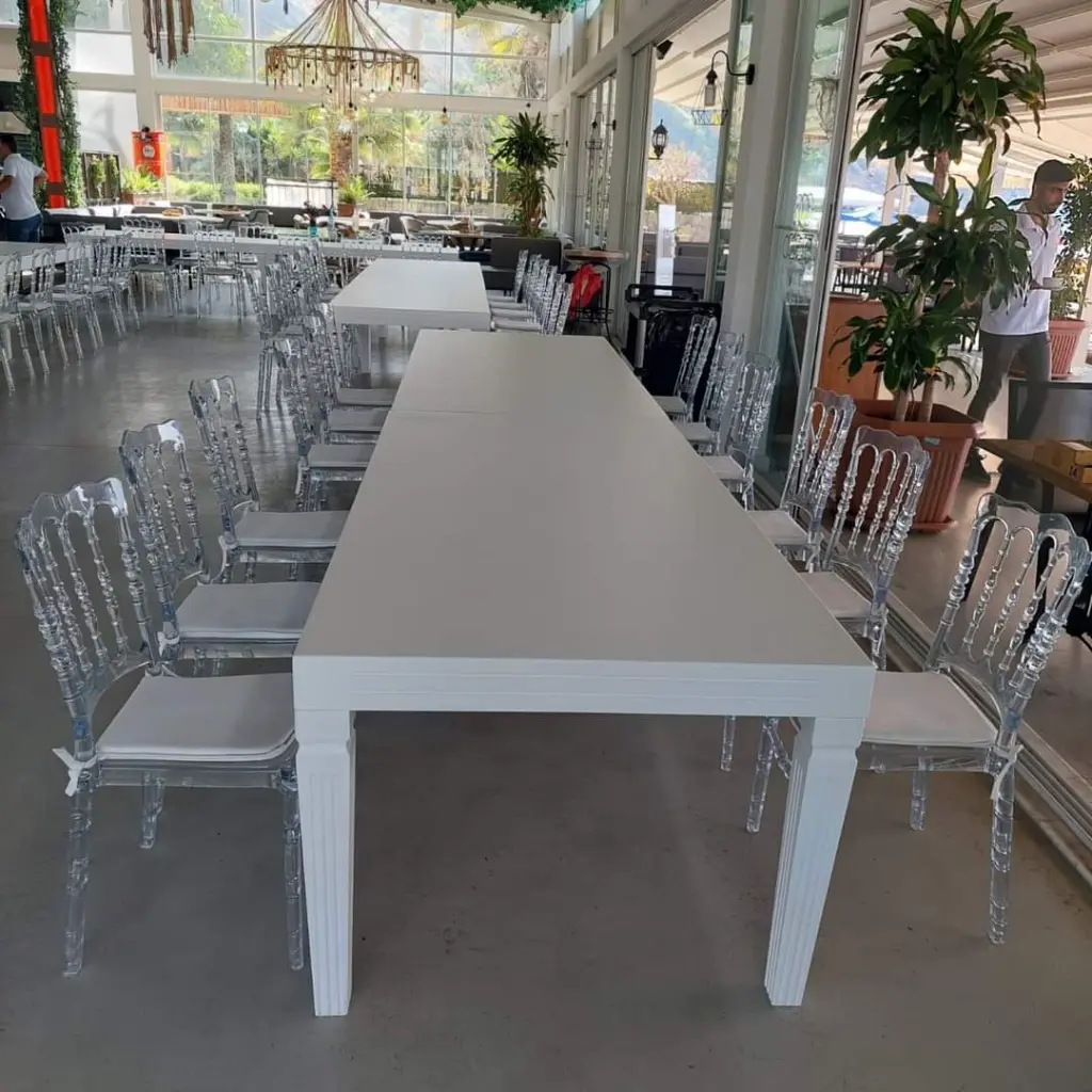 Beyaz vienna yemek masası (5).webp