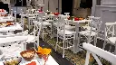 Tonet Beyaz Ahşap Bar Sandalyesi (2).webp