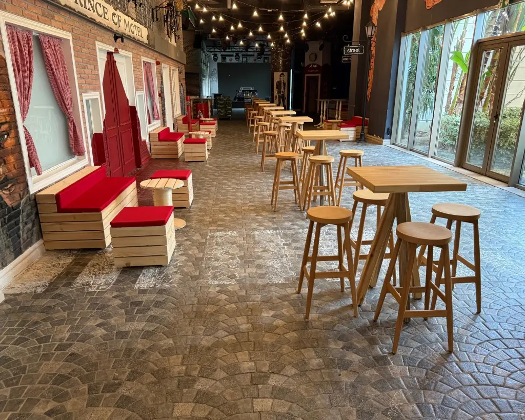 Basel Bistro ve Lugano Bar Sandalyesi.webp