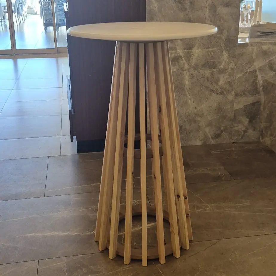 Modena Cocktail Table