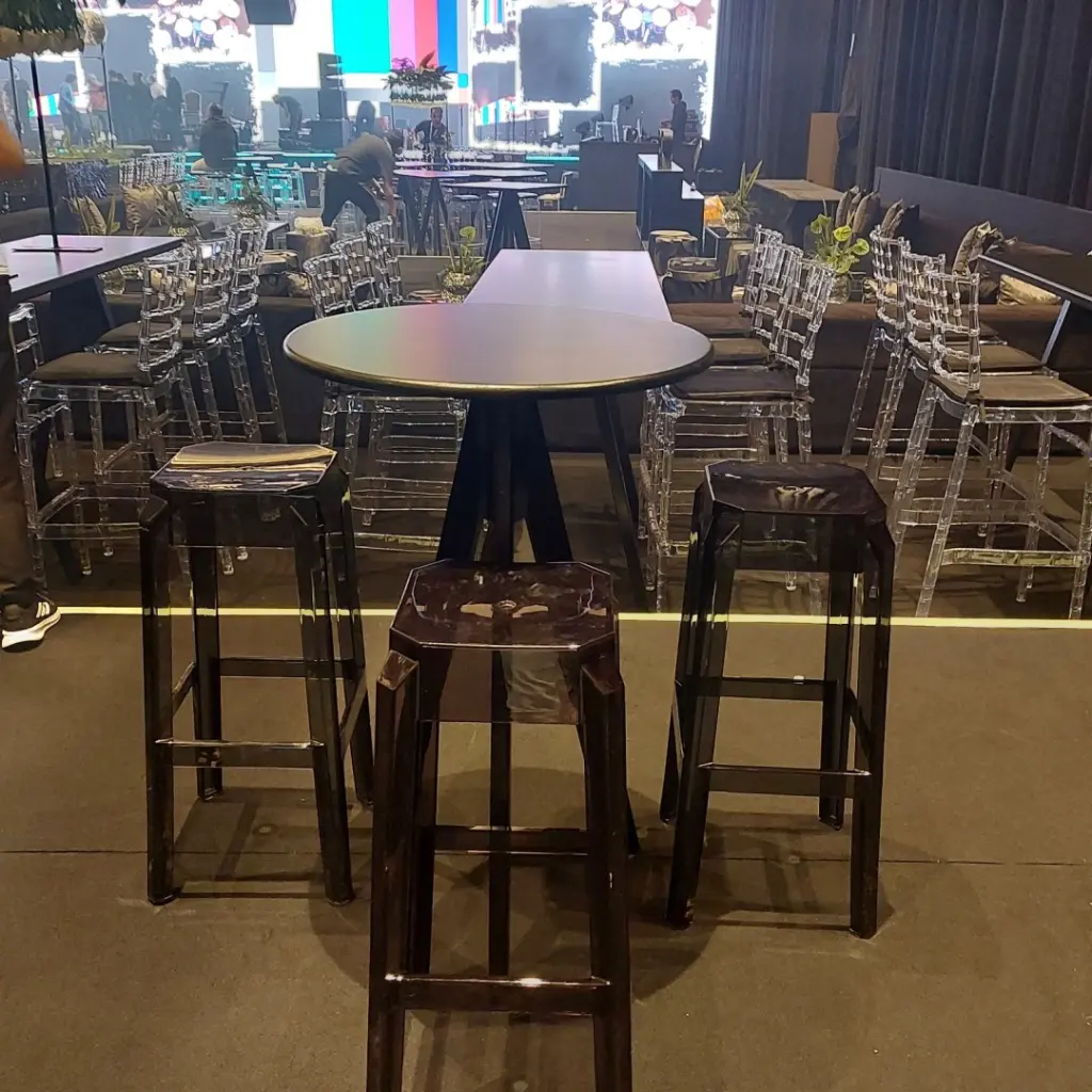 Queen Bar Taburesi