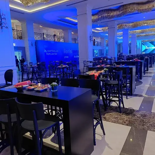 Lukens Bar Sandalyesi