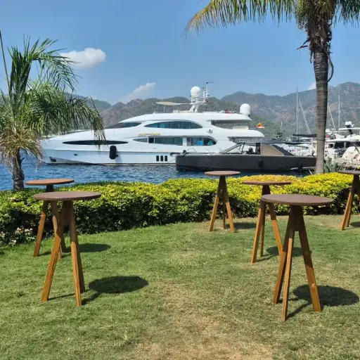 Napoli Cocktail Table