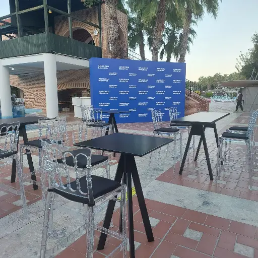 Forli Cocktail Table